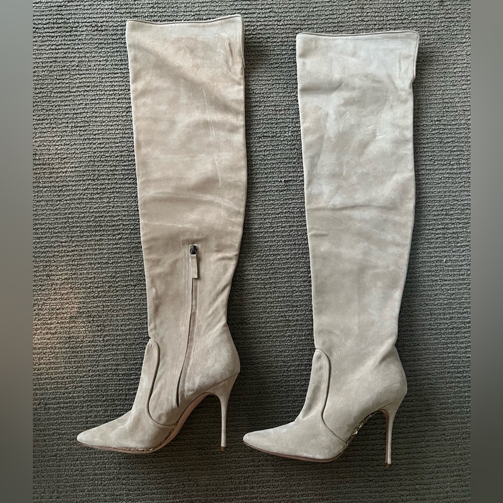 Manolo Blahnik beige thigh high suede boots, see pictures for condition, size 40
